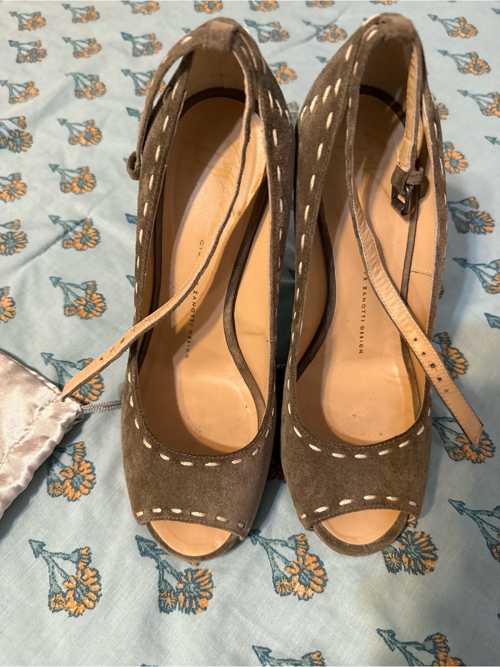 Giuseppe Zanotti Olive Green Suede Wedge Sandals
